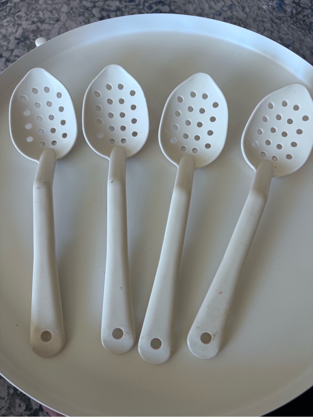 Set of 4 White Slotted yServing Spoons